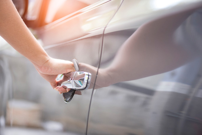 What to do if you get locked out of your car Mi Locksmith service