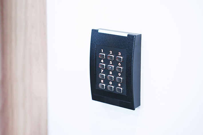 Why a Keyless Door Lock Makes Sense in the Age of the Smart House