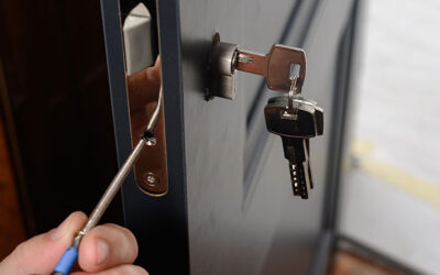 Facing a Lock Dilema? When You Should Re-Key vs Replace