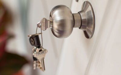 Rekeying Between Tenants with a Pro Locksmith